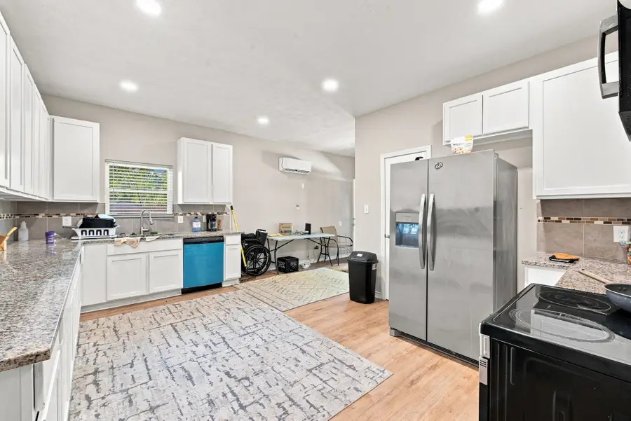 808 N Washington Avenue, Bryan, TX 77803 - #3