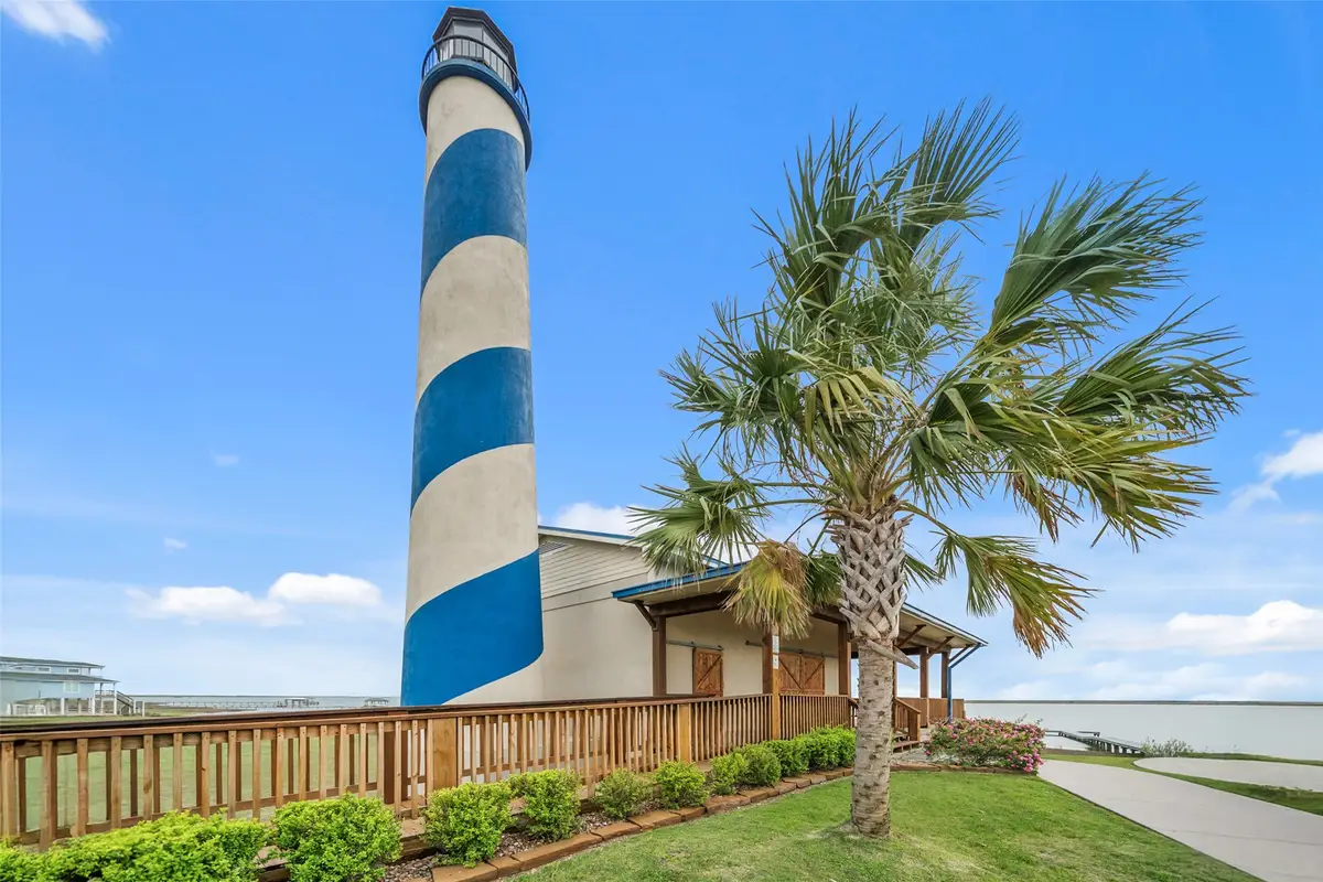 3129 Camp Hulen Drive, Palacios, TX 77465 - #1