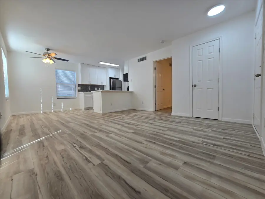 12660 Ashford Point Drive #402, Houston, TX 77082 - Image #2