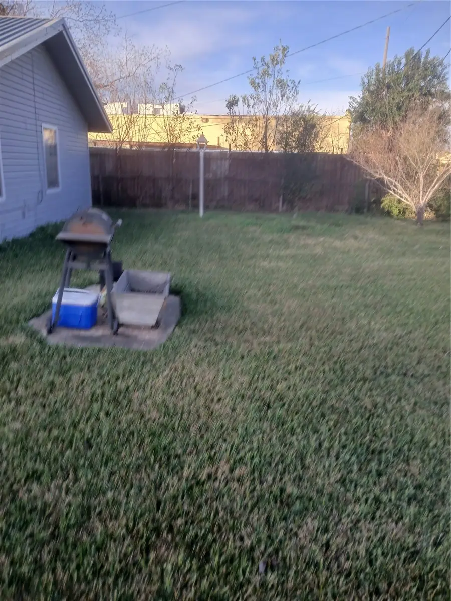 5711 Doolittle Boulevard, Houston, TX 77033 - #2