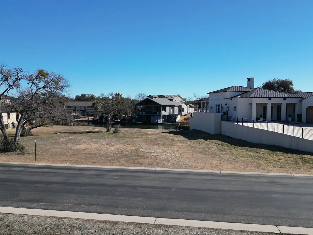 2811 Fault Line Drive, Horseshoe Bay, TX 78657 - #1