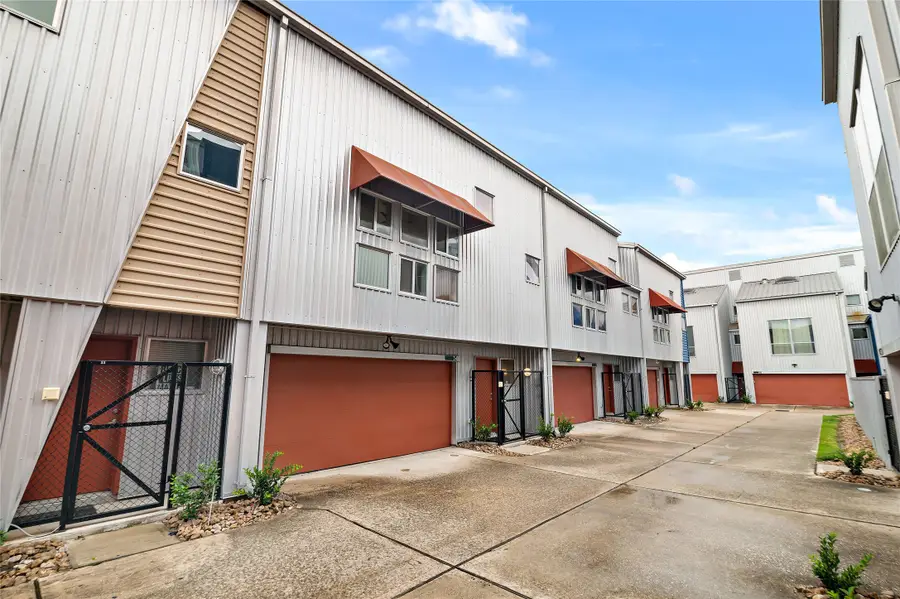 2605 Calumet Street #34, Houston, TX 77004 - #3