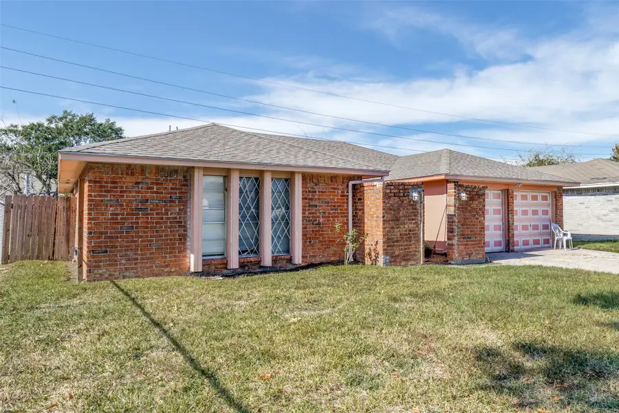 11923 NW Loveland Pass Drive, Houston, TX 77067 - Image #2