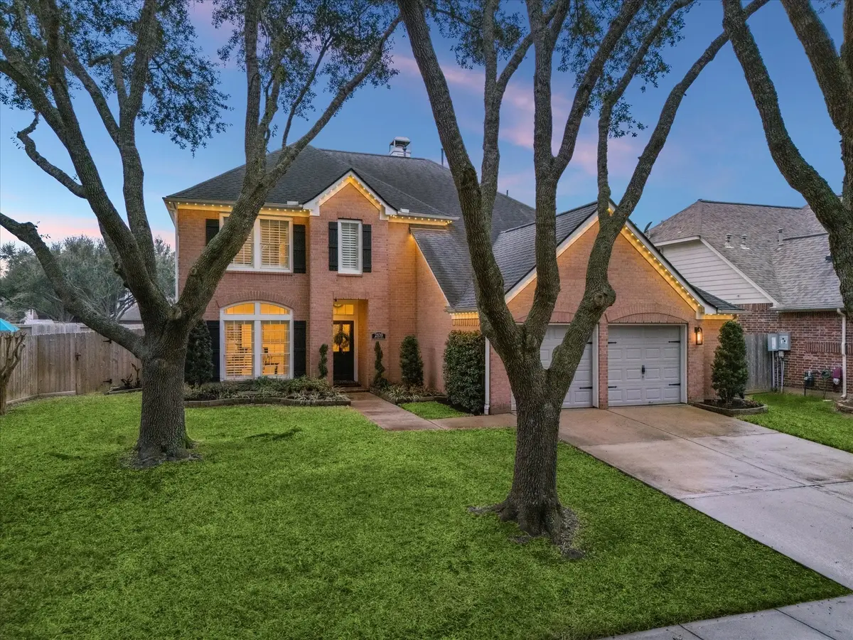 2839 Five Oaks Drive, Missouri City, TX 77459 - Image #1