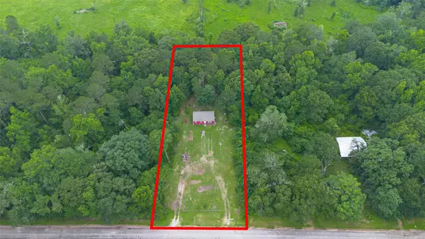 241 Quail Creek Drive, Cleveland, TX 77328