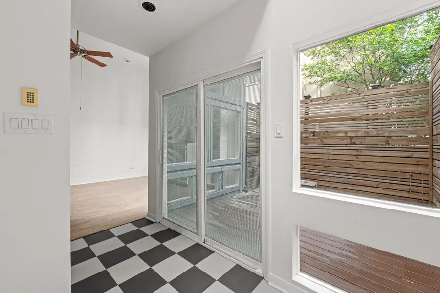 2506 Mandell Street #2, Houston, TX 77006 - #3