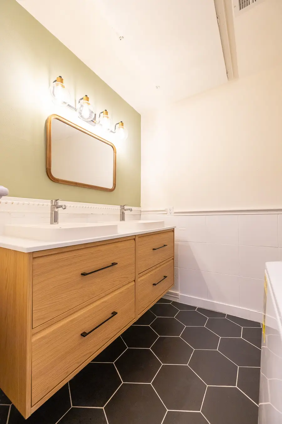 10049 Westpark Drive #125, Houston, TX 77042 - #2