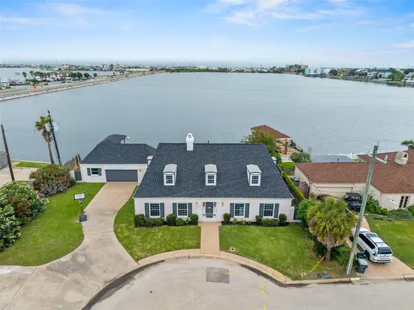 36 S Shore Drive, Galveston, TX 77551