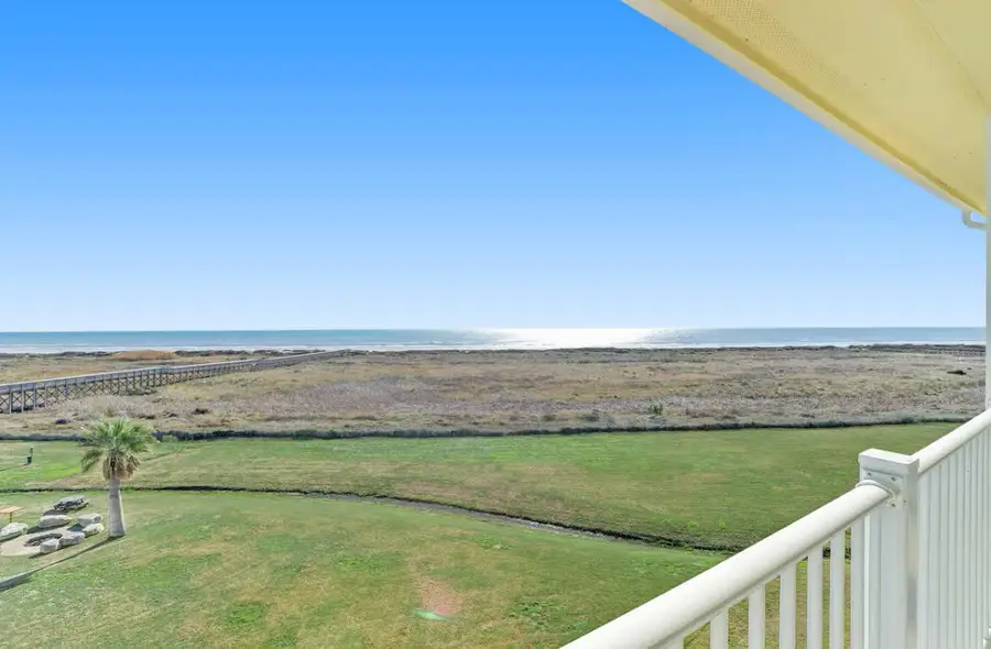 4241 Pointe West Drive #301, Galveston, TX 77554 - #3