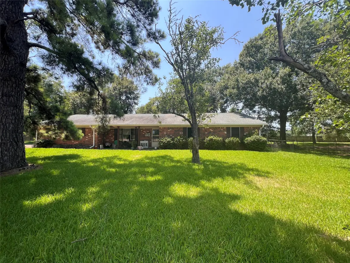 204 Gerald Street, Willis, TX 77378 - #1