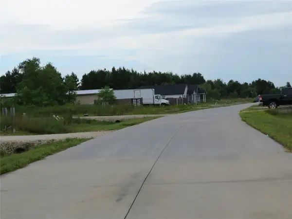 545 Road 5704, Cleveland, TX 77327