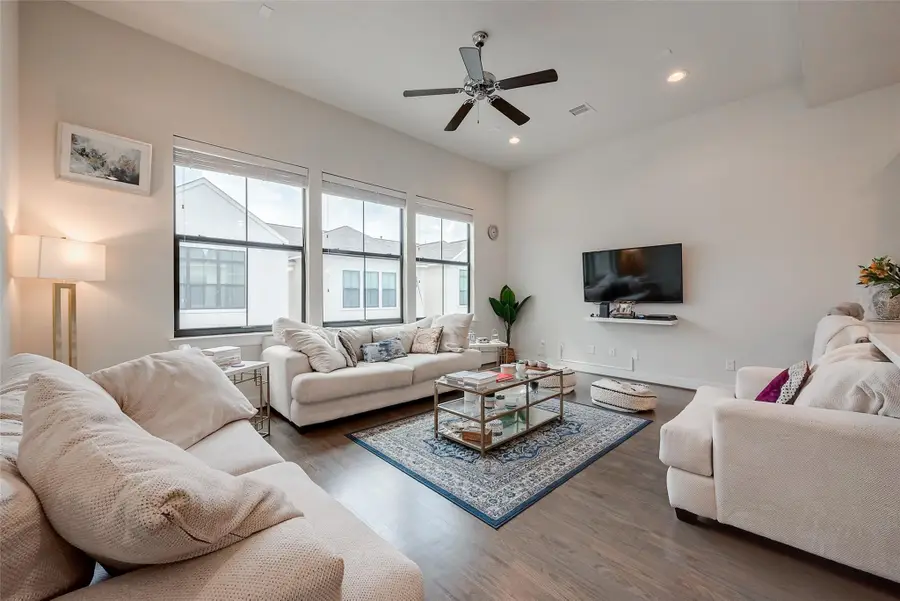 3905 Tulane Oak Drive, Houston, TX 77018 - Image #2