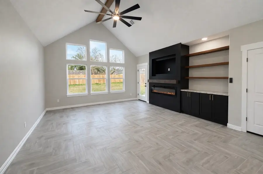 704 N Mc Nair, Navasota, TX 77868 - #3