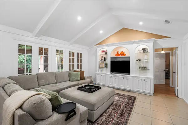 2026 Briargreen Drive, Houston, TX 77077