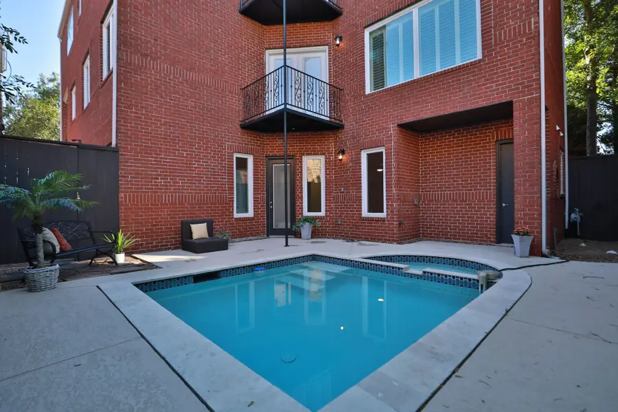 1117 Potomac Drive #C, Houston, TX 77057 - Image #2