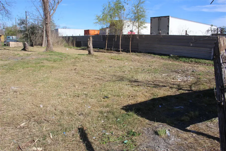 8231 Mendez Street, Houston, TX 77029 - #2