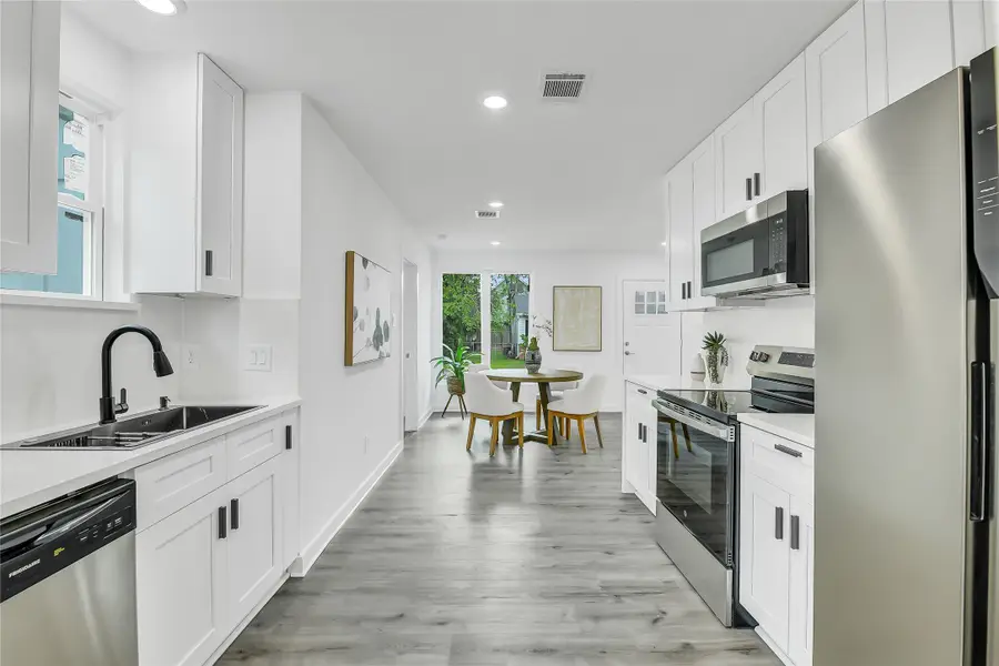 110 Harris Court, Houston, TX 77009 - #2