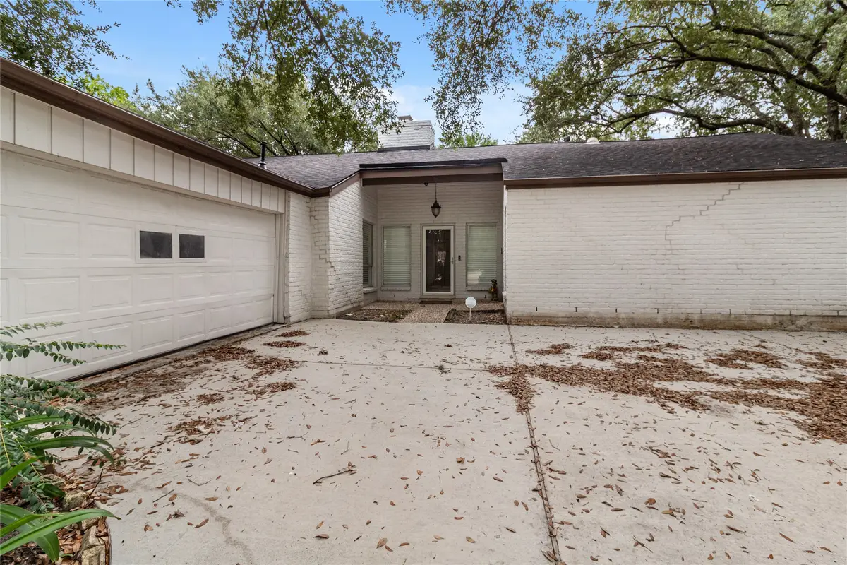 11302 Piping Rock Drive, Houston, TX 77077 - #1