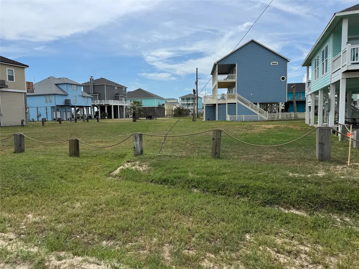 827 O Neil Road, Port Bolivar, TX 77650 - #1