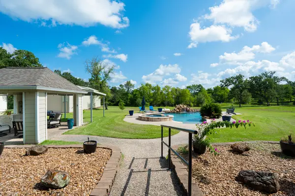 92 Canyon Run Boulevard, Huntsville, TX 77320