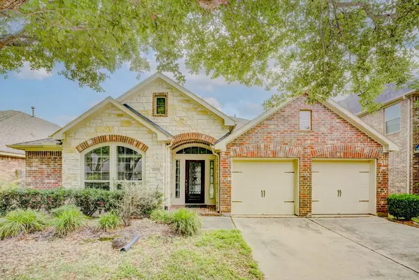 6027 Falling Briar Lane, Sugar Land, TX 77479