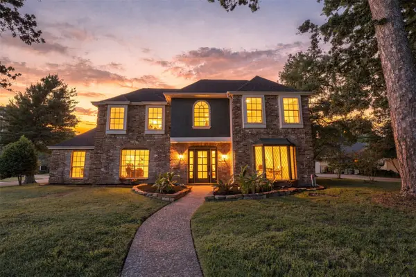 1922 Roanwood Drive, Houston, TX 77090