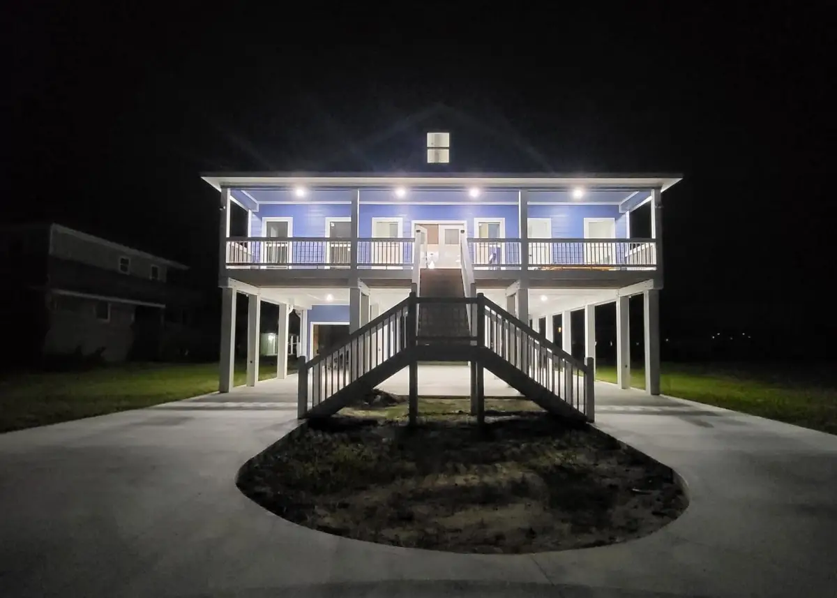 3026 Highway 87, Crystal Beach, TX 77650 - #1