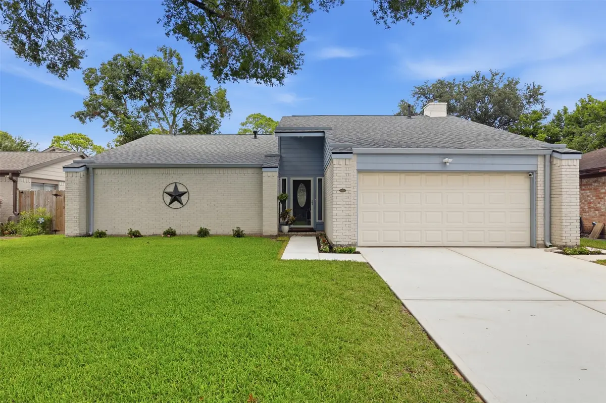 16319 Mill Point Drive, Houston, TX 77059 - #1