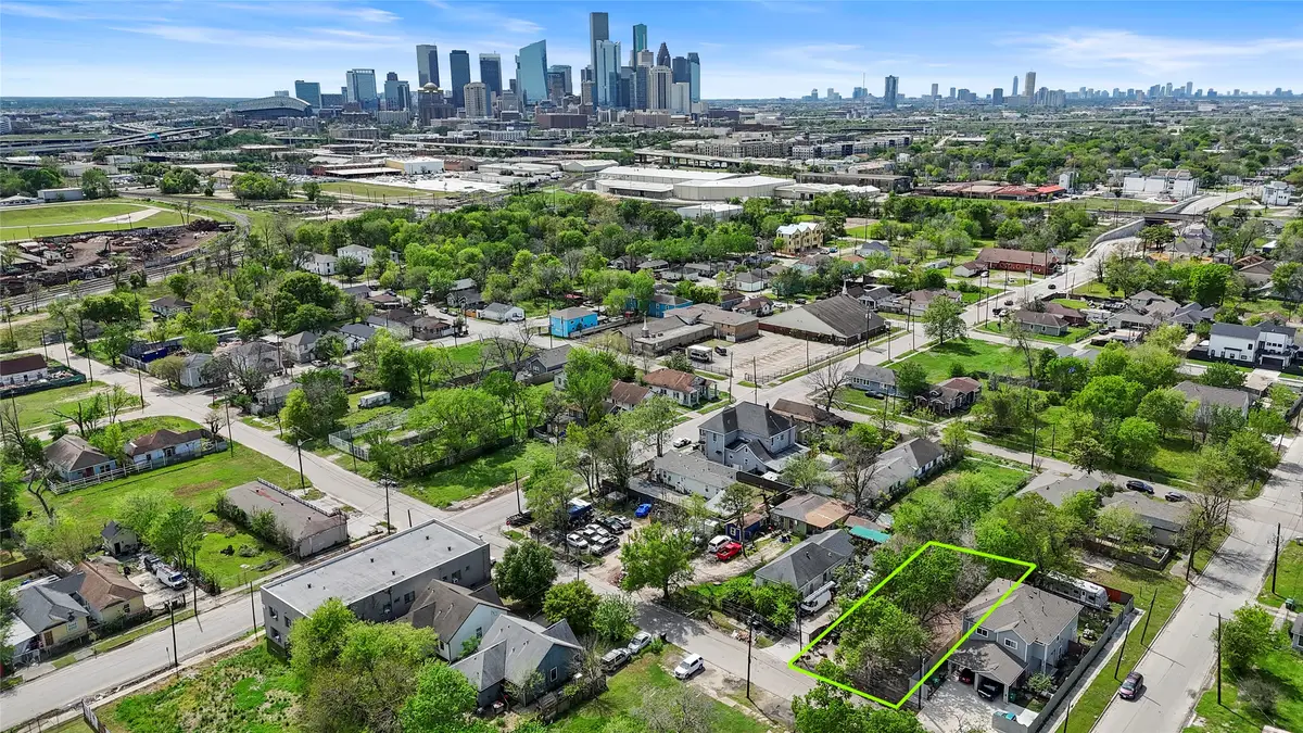 1917 Davis Street, Houston, TX 77026 - #1