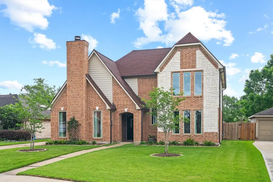 2423 1st Street, Stafford, TX 77477 - #2