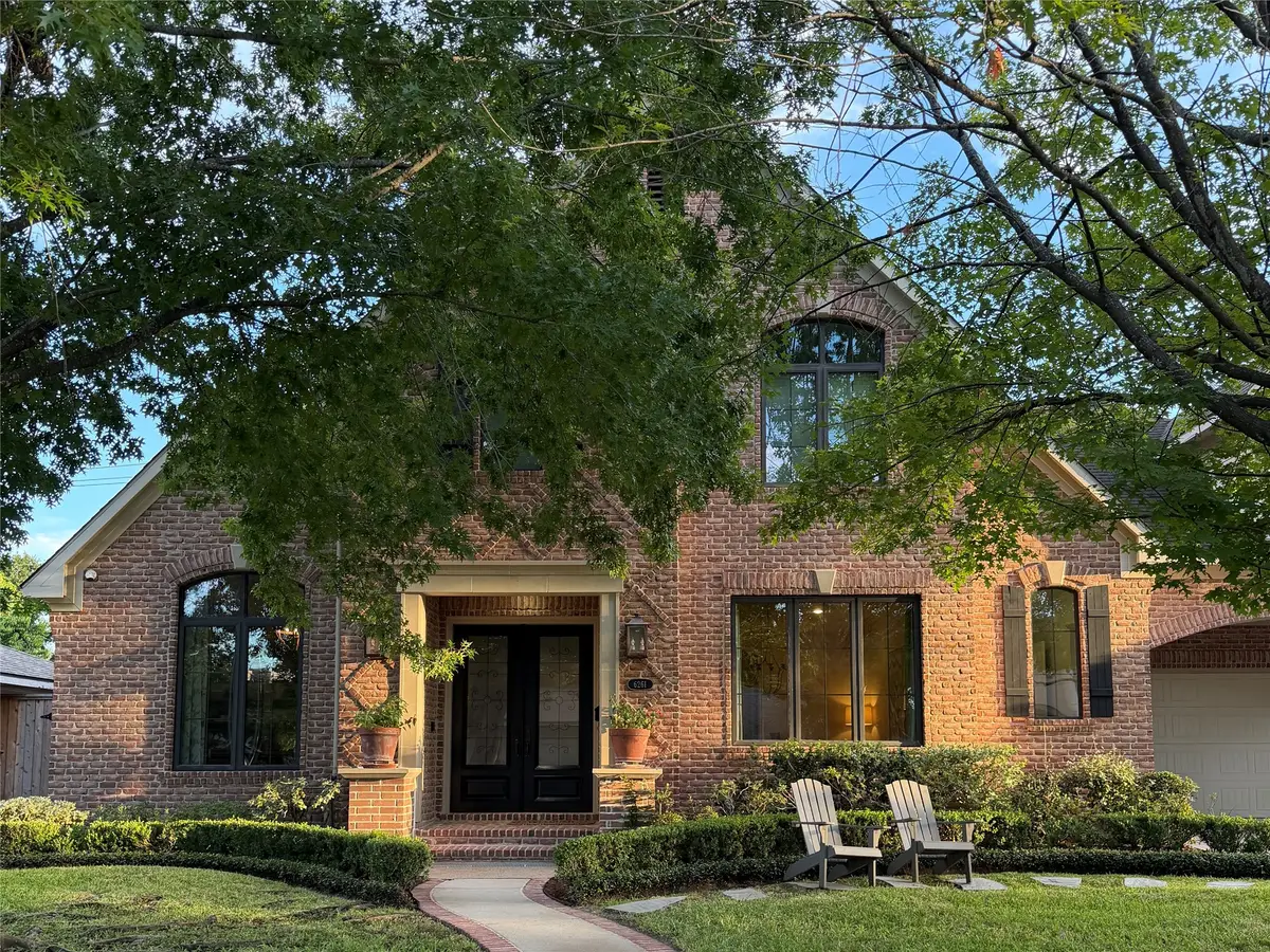 6261 Burgoyne Road, Houston, TX 77057 - #1
