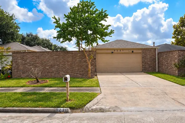 9231 Homeland Drive, Houston, TX 77083