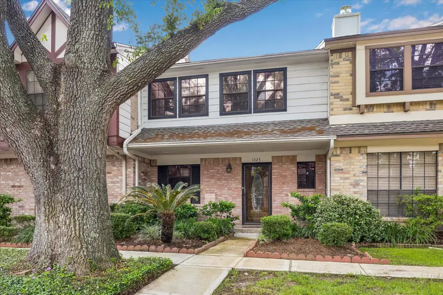 1323 Reddleshire Lane #1323, Houston, TX 77043 - #2