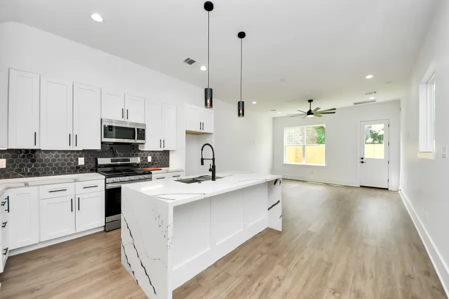 5029 Broom Street #B, Houston, TX 77091 - #3