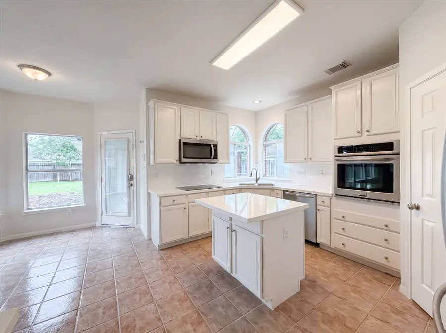 1605 Country Club Drive, Friendswood, TX 77546 - #2