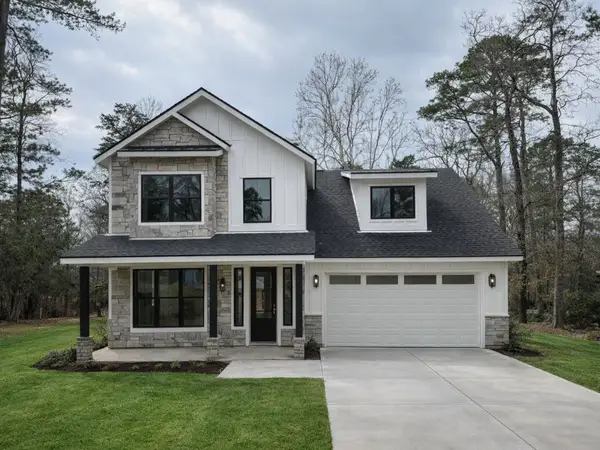 1855 East Lake Drive, Huntsville, TX 77340