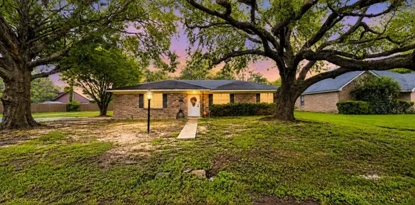 5815 Scenic Drive, Beaumont, TX 77713