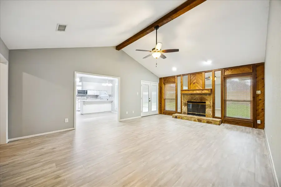 1407 Quail Hollow, Sealy, TX 77474 - Image #3