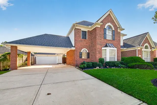 3910 S Beechwood Court, Houston, TX 77059 - #2