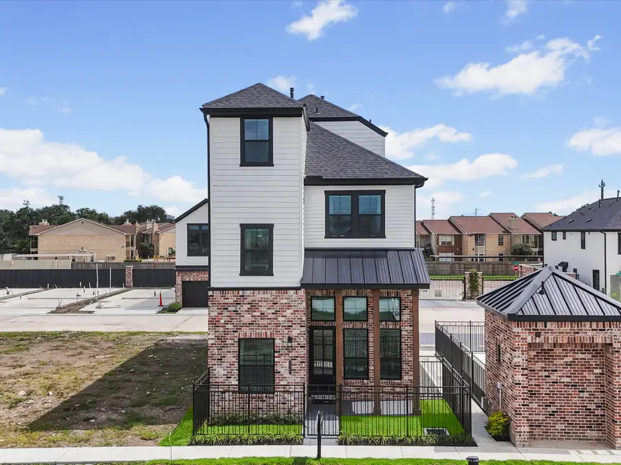 9214 Fort George Street, Houston, TX 77063 - #2