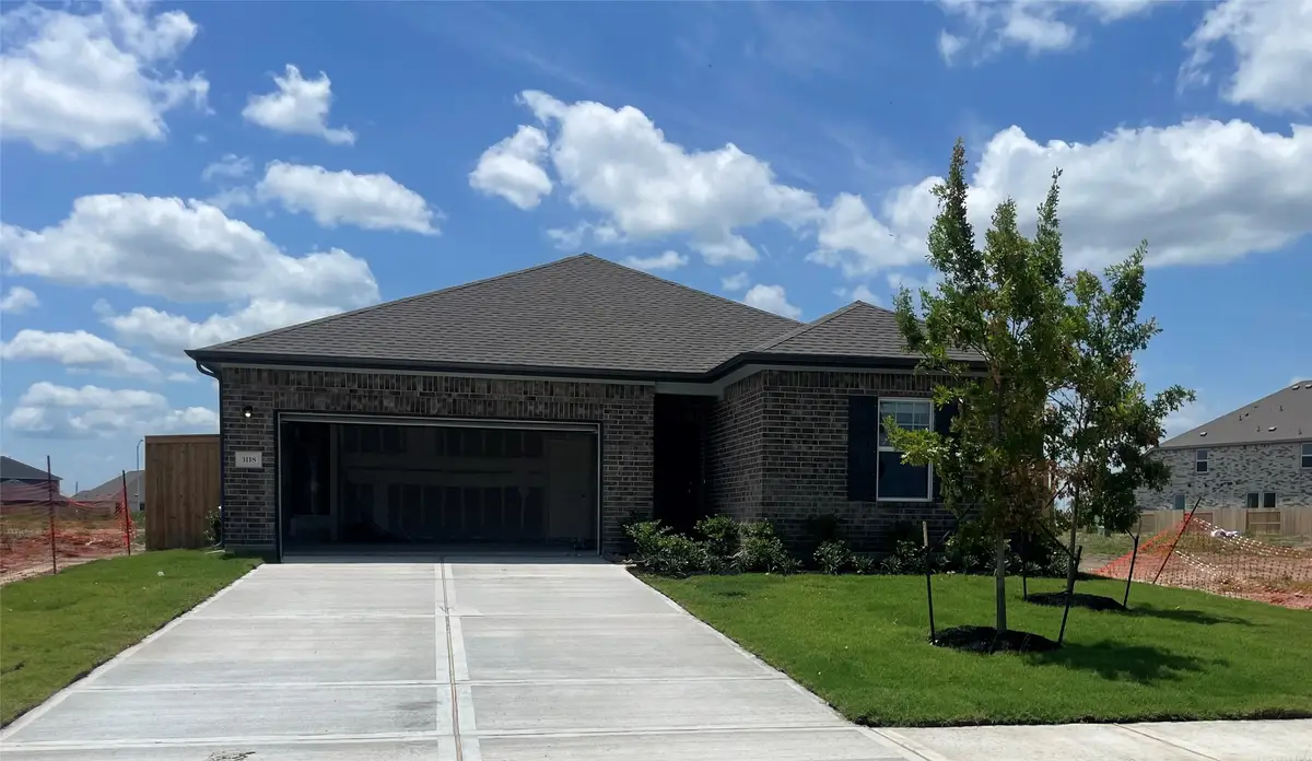 3118 Tanzanite Chase Drive, Angleton, TX 77515 - #1
