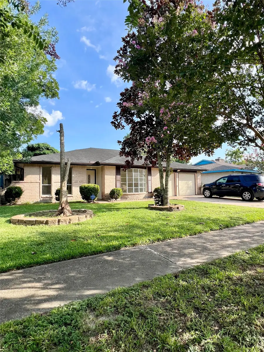218 La Fonda Drive, Houston, TX 77060 - #2