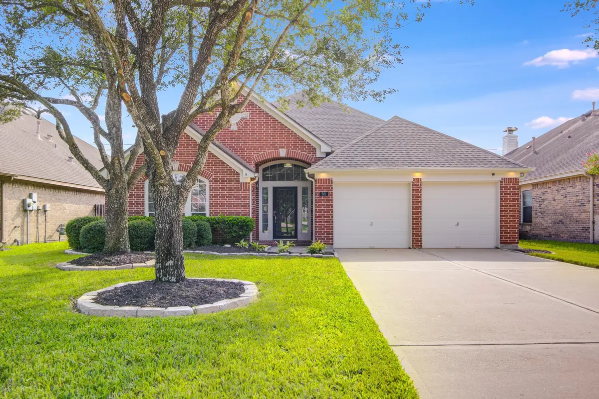 501 Reddingwood Lane, La Marque, TX 77568 - #1