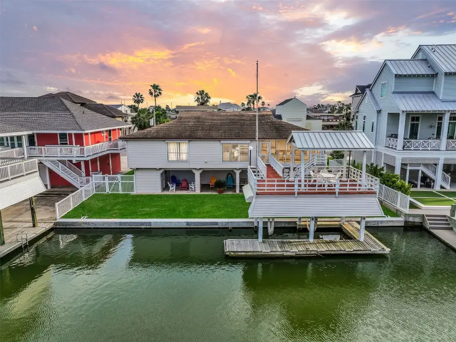 3512 Muscatee Circle, Galveston, TX 77554 - #2
