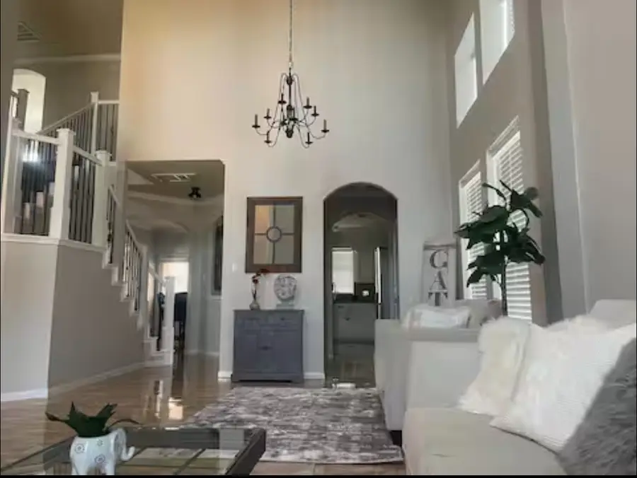 1923 Kaitlyn Drive, Houston, TX 77049 - Image #2