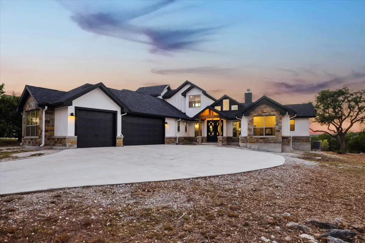 134 Flanders, Fischer, TX 78623 - Image #1