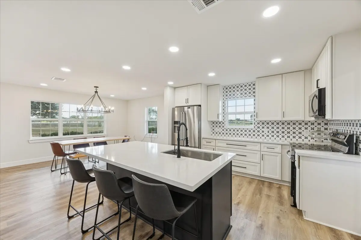 5844 Fm 949 Road, Sealy, TX 77418 - #1