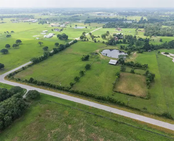 26618 Mitchell Road, Hempstead, TX 77445
