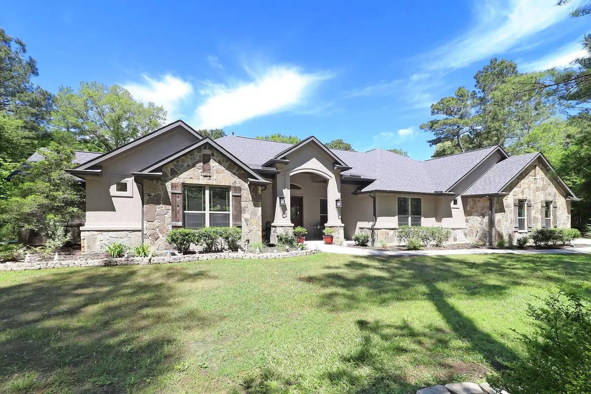 121 Red Hawk Rd Road, Huntsville, TX 77340 - #1