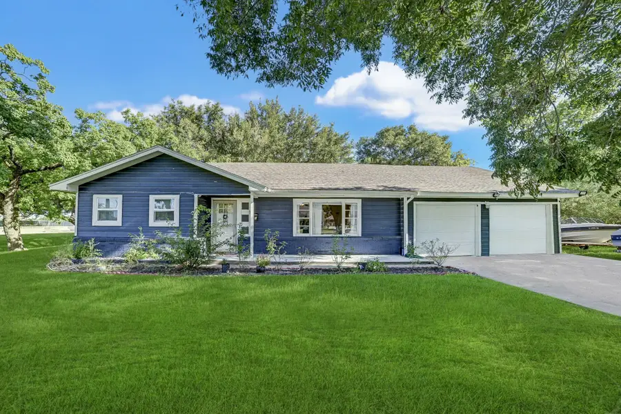 1 4th Avenue N, Texas City, TX 77590 - #3